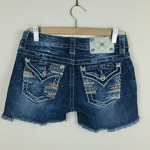 Miss Me denim shorts size 26 EUC!